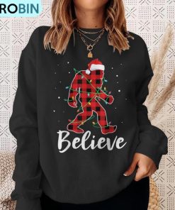 believe-plaid-bigfoot-christmas-light-sasquatch-santa-ugly-christmas-sweatshirt-4