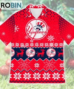 New York Yankees Ugly Christmas Design Short Sleeve Shirt