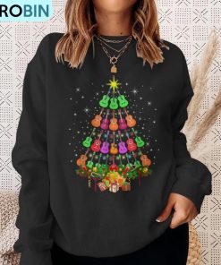 ukulele-music-uke-mele-kalikimaka-christmas-tree-songs-aloha-ugly-christmas-sweatshirt-4