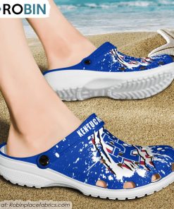 Kentucky Wildcats American Flag Pattern Printed Crocs Shoes, Kentucky Wildcats Team Gifts
