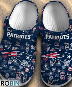 new-england-patriots-nfl-classic-crocs-shoes-1