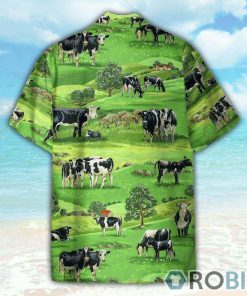 Dairy Cow On Grass Valley Hawaiian Shirt