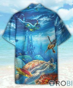 Freediving With Sea Turtles Hawaiian Shirt