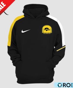 Women’s Basketball Iowa Hawkeyes Coach Lisa Bluder Hoodie
