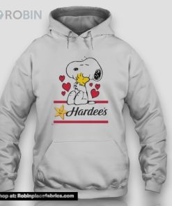 Snoopy And Woodstock Loves Hardee’s Logo Unisex Shirt Snoopy And Woodstock Loves Hardee’s Logo Unisex Shirt