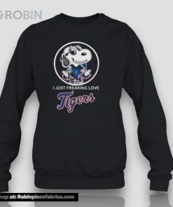 Snoopy I Just Freaking Love Detroit Tigers Baseball Shirt Snoopy I Just Freaking Love Detroit Tigers Baseball Shirt
