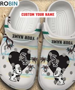 Snoppy Hug MLB Chicago White Sox Crocs Shoes