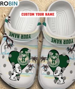 Snoppy Hug NBA Milwaukee Bucks Crocs Shoes Snoppy Hug NBA Milwaukee Bucks Crocs Shoes