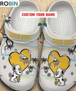 Snoppy Hug NFL Minnesota Vikings Crocs Shoes