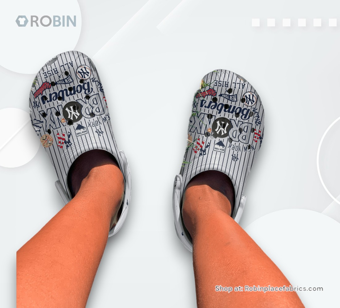 New York Yankees Baseball MLB Sport Classic Crocs Shoes, New York Yankees Merchandise New York Yankees Baseball MLB Sport Classic Crocs Shoes, New York Yankees Merchandise