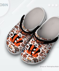 Chicago Bears NFL Sport Classic Crocs Shoes, Bears Gifts for Fans Chicago Bears NFL Sport Classic Crocs Shoes, Bears Gifts for Fans