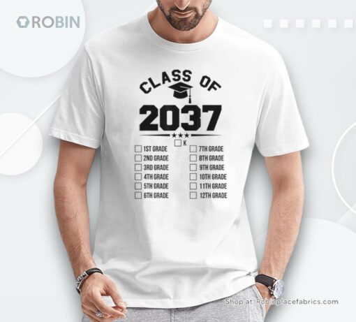 Class Of 2037 Grow With Me Checklist Kindergarten 12th Grade Unisex Shirt