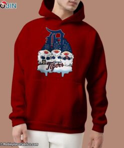 Christmas Gnomes Hold MLB Detroit Tigers Unisex Shirt
