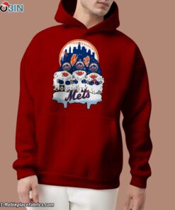 Christmas Gnomes Hold MLB New York Mets Unisex Shirt