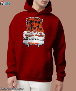 Christmas Gnomes Hold NFL Chicago Bears Unisex Shirt