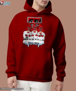 Christmas Gnomes Hold Texas Tech Red Raiders Unisex Shirt Christmas Gnomes Hold Texas Tech Red Raiders Unisex Shirt