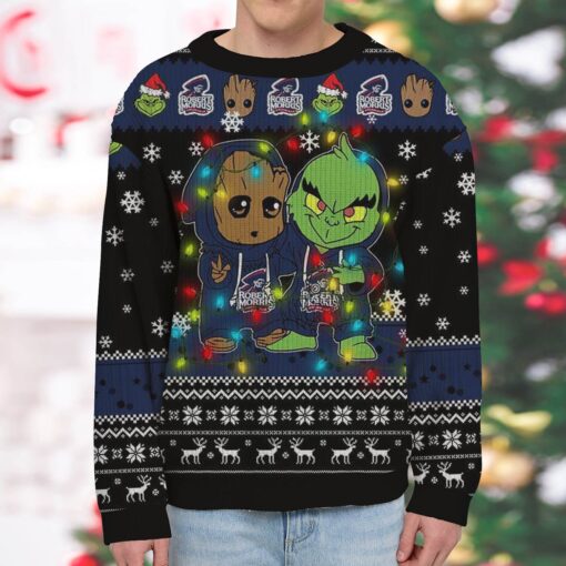 NCAA Robert Morris Colonials Baby Groot And Grinch Best Friends Ugly Christmas Sweatshirt & Sweater