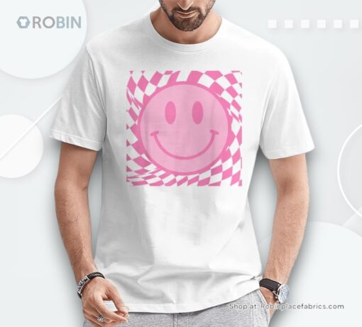 Retro Happy Smile Face Smiling Checkered Pattern Pink Trendy Shirt