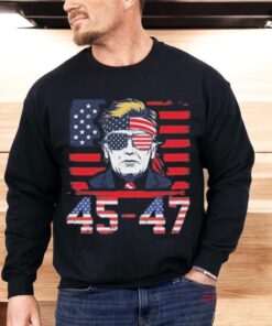 45 47 Donald Trump 2025 Usa Flag Vintage Retro Funny Congrats Shirt