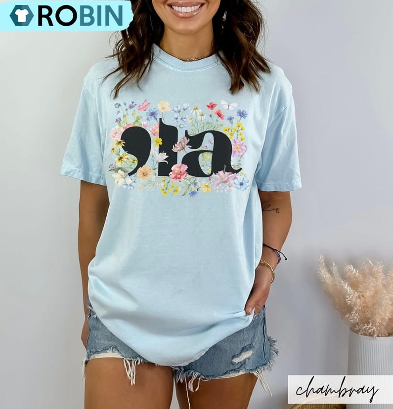 Botanical Comma La TShirt, Patriotic Cottagecore Shirt