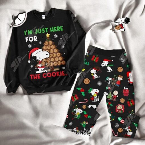 Snoopy I’m Just Here For The Cookies Merry Christmas Pajamas Set