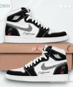 Cincinnati Bearcats Black Cat Nike Air Jordan 1 Sneakers