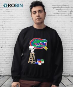 Snoopy And Woodstock Paint Florida Gators Logo Shirt