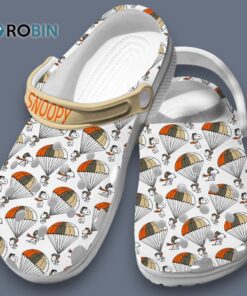 Breathable White Sandals Snoopy Sky Diving Pattern Cartoon 3D Printed Crocs