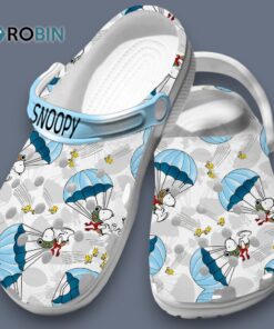 Sporty Snoopy Doing Parachute Cartoon Classic Crocs