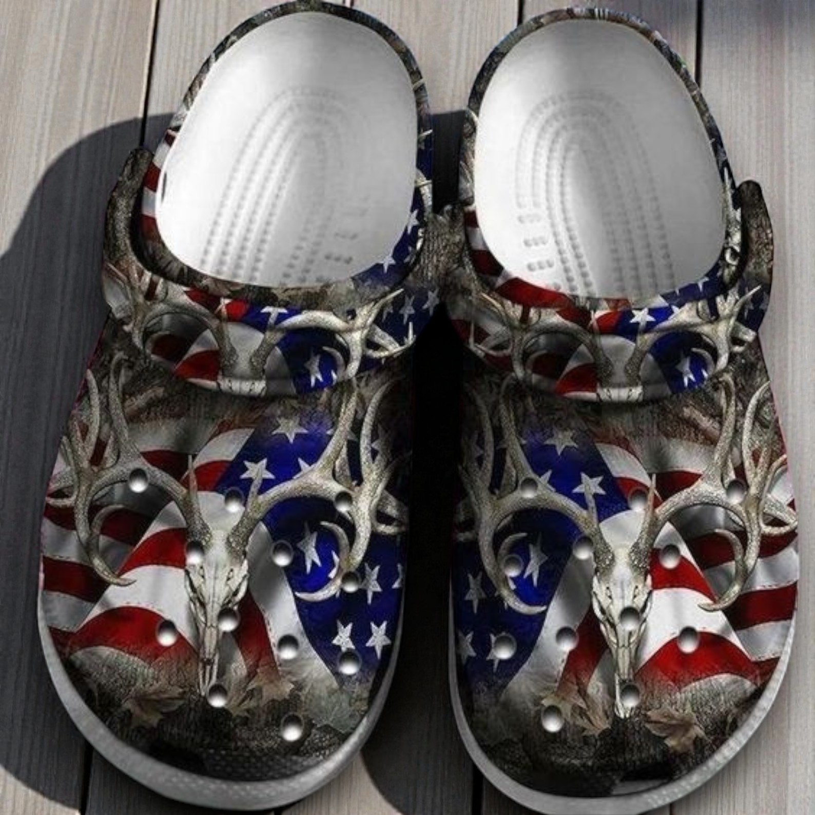 “Deer hunting” – Deer Skull & American Flag Camo Crocs “Deer hunting” – Deer Skull & American Flag Camo Crocs
